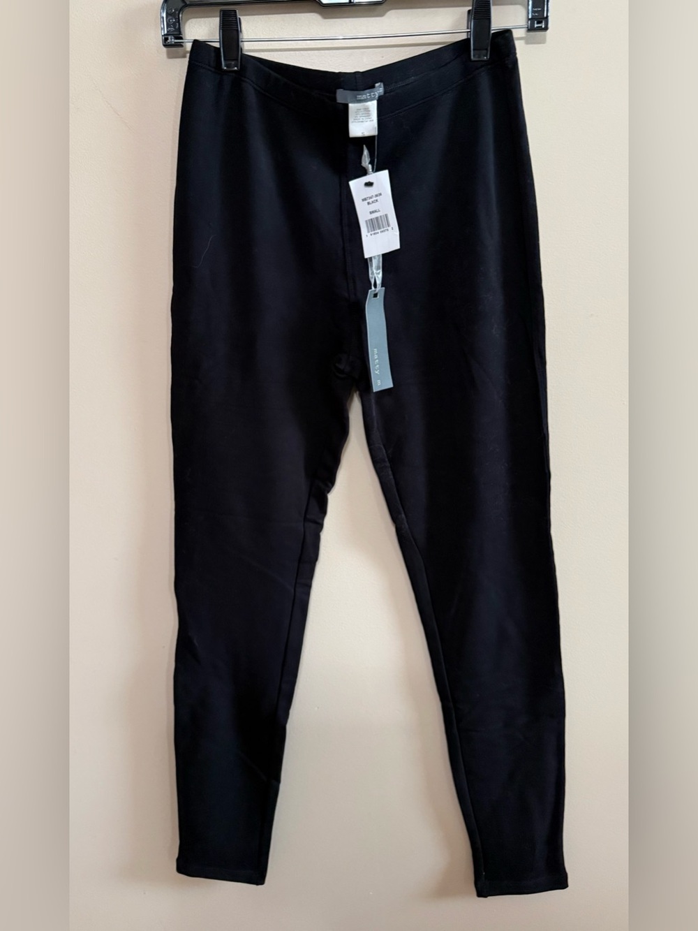 NWT Matty M Saks Fifth Avenue Ultra-Soft Stretch Jersey Black Leggings Sz S